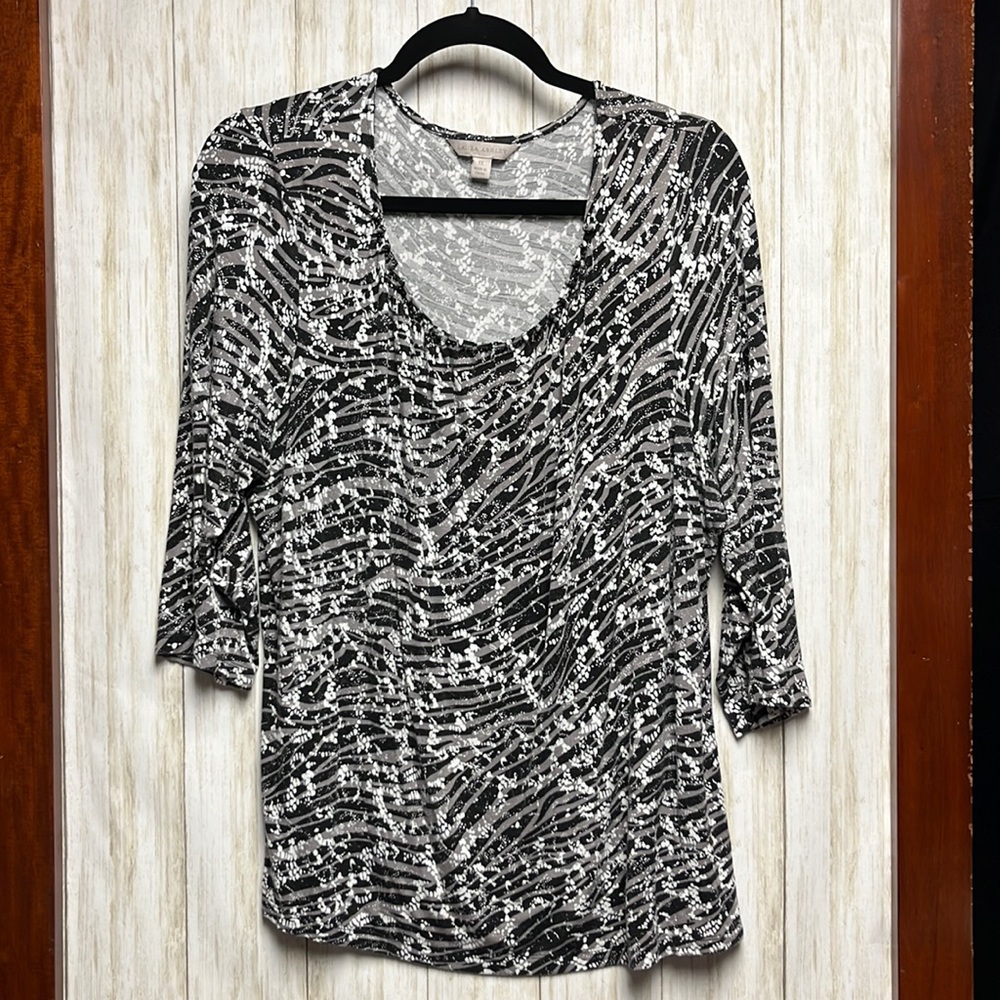 Laura Ashley Knit Top Black Gray White Abstract Stripe and Splatter Print 1X